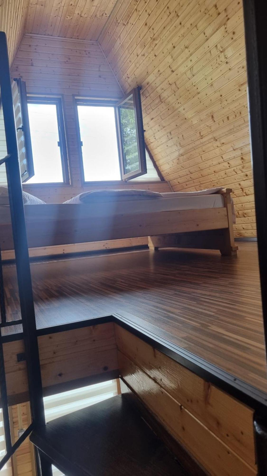 La Maria Si Ioana Lägenhet Curtea de Argeş Exteriör bild